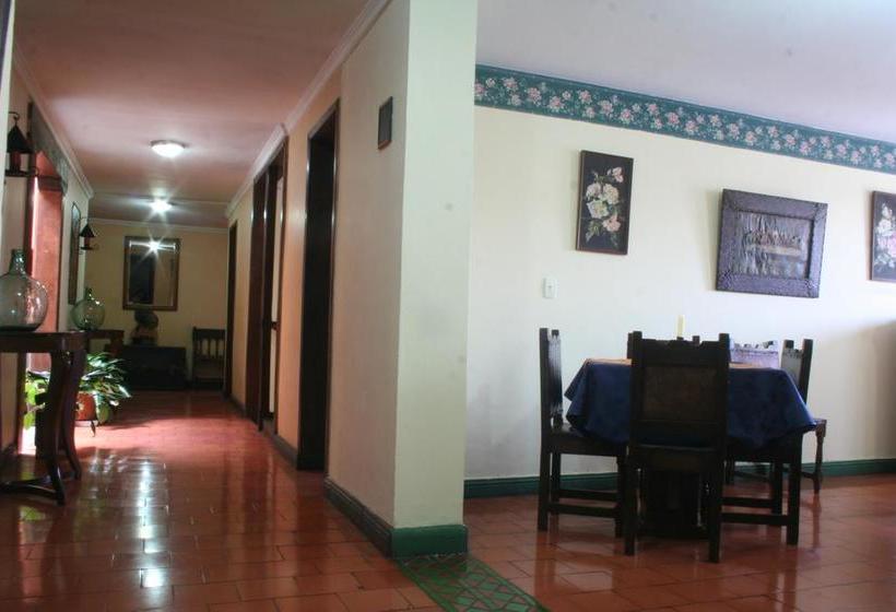 Hotel Hostal Balcony