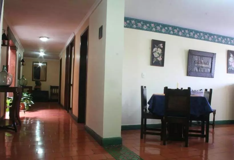 ホテル Hostal Balcony