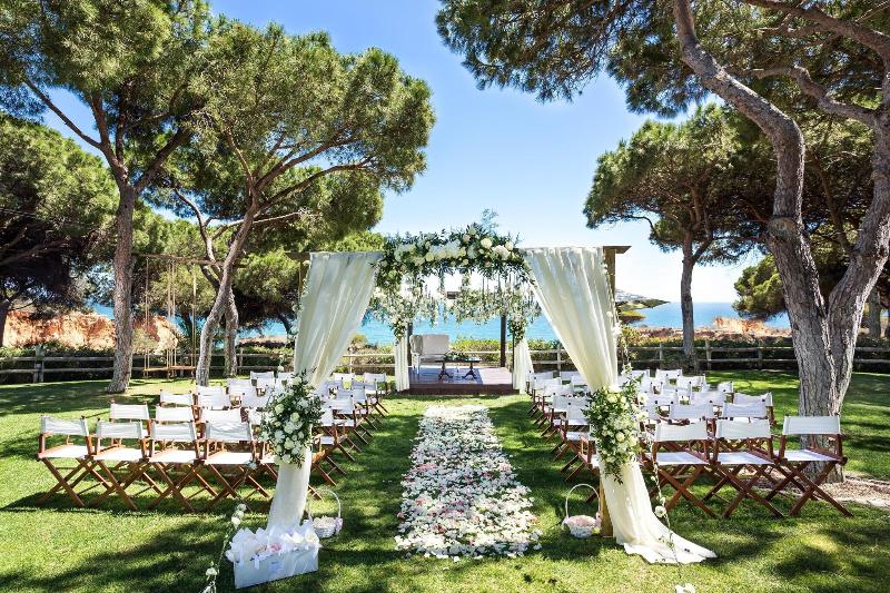 هتل Pine Cliffs Ocean Suites, A Luxury Collection Resort & Spa, Algarve