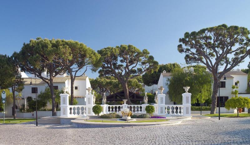 هتل Pine Cliffs Ocean Suites, A Luxury Collection Resort & Spa, Algarve