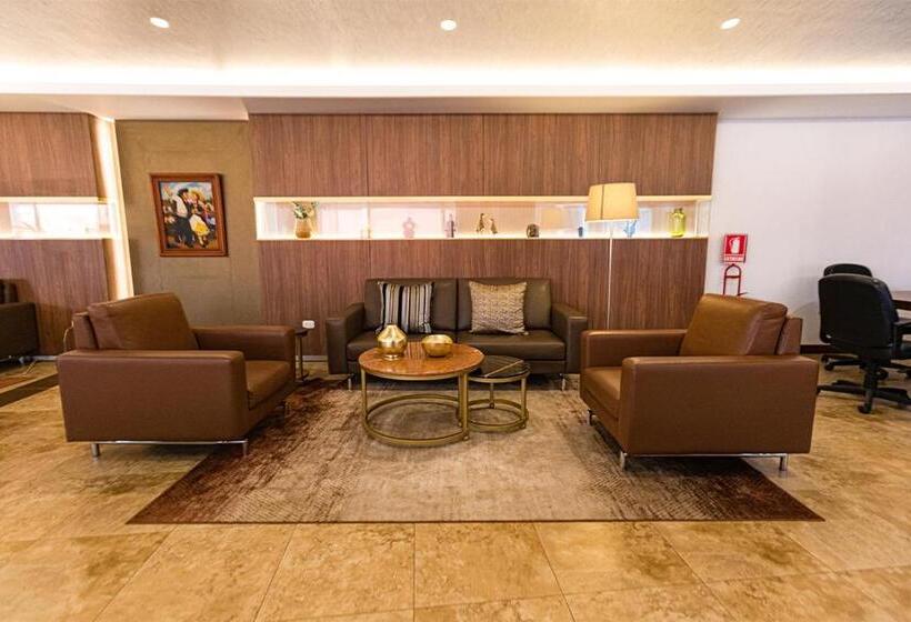 فندق Presidente Huancayo   Asociado Casa Andina