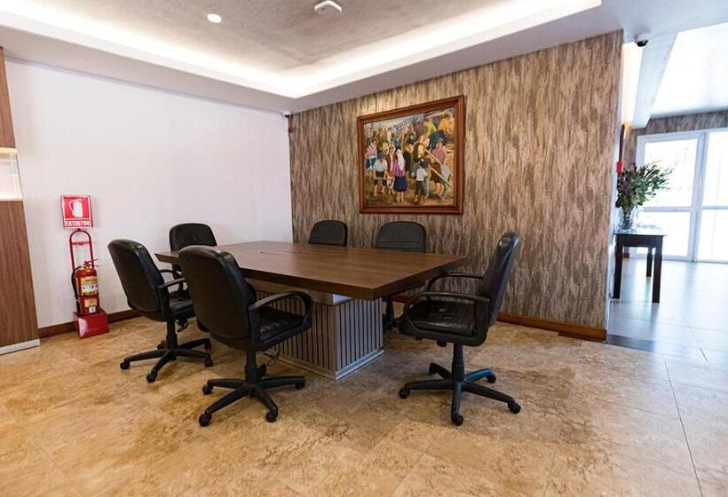 فندق Presidente Huancayo   Asociado Casa Andina