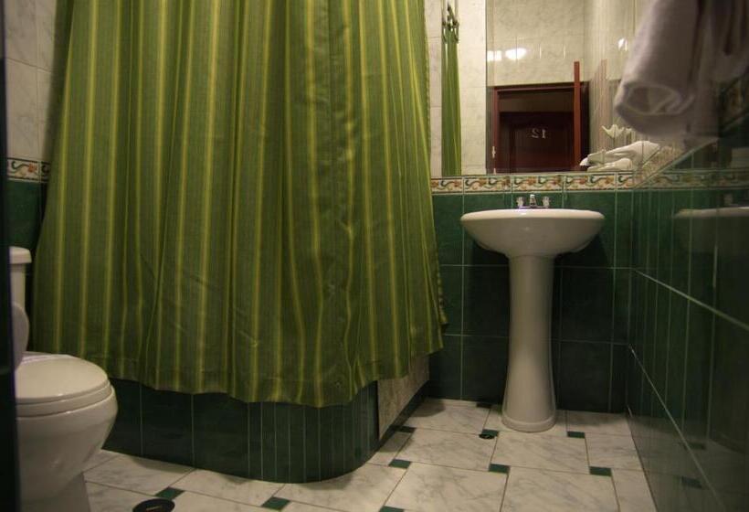 ホテル Sierra Dorada