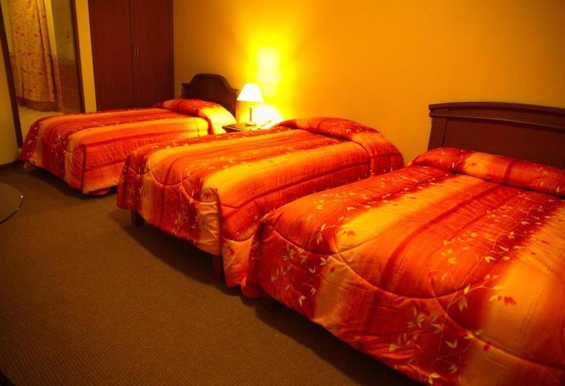 ホテル Sierra Dorada