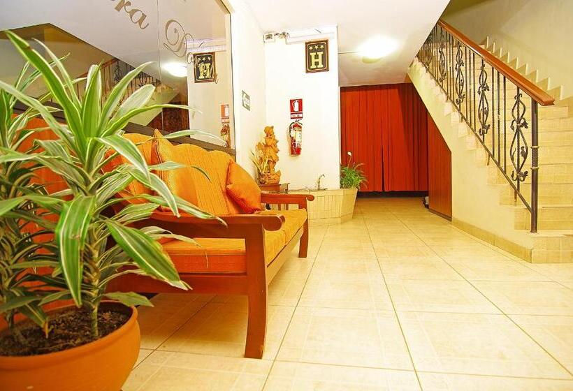 ホテル Sierra Dorada