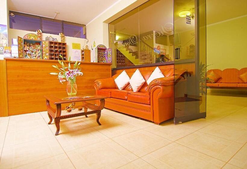 ホテル Sierra Dorada