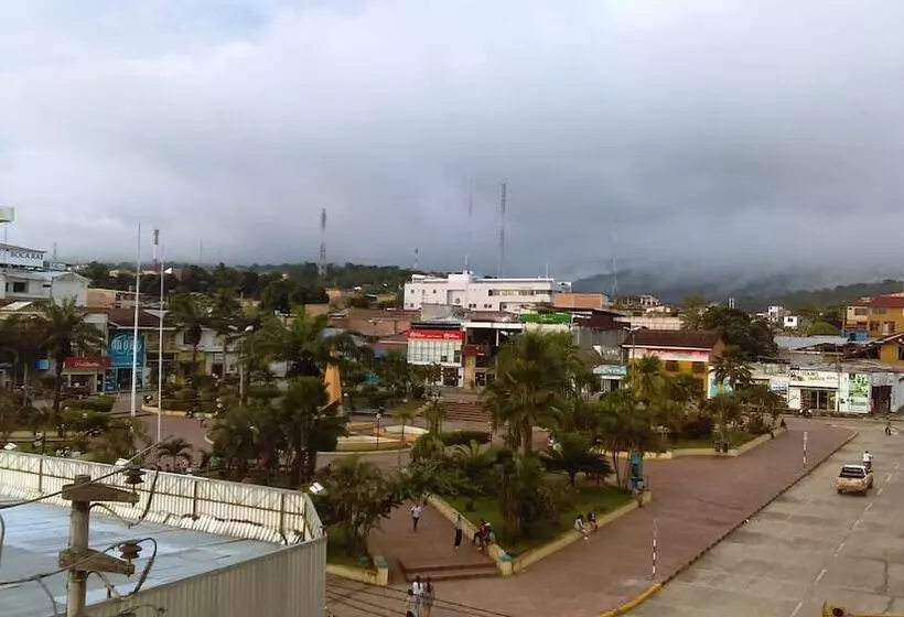 ホテル Tarapoto Inn