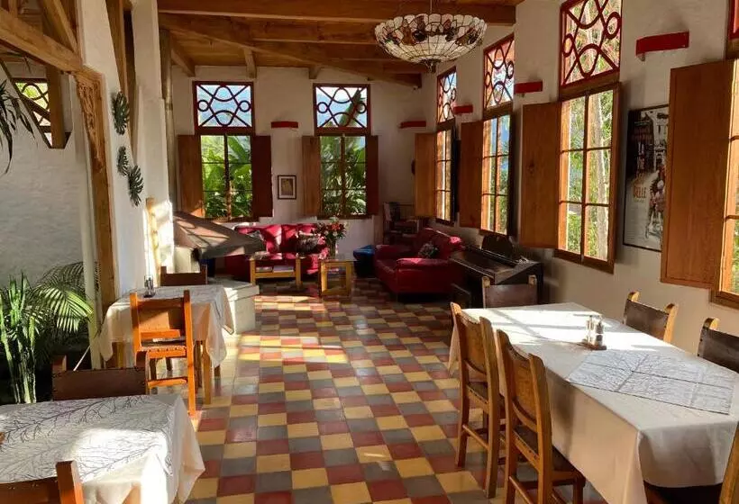 هتل Terrazas De Salento