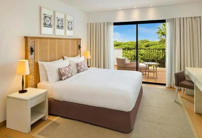 Pine Cliffs Ocean Suites, A Luxury Collection Resort & Spa, Algarve