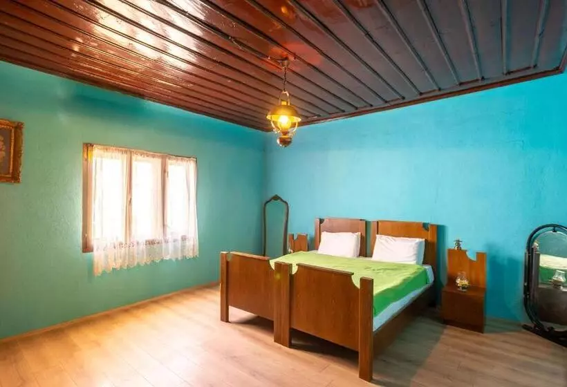 هاستل Theatre Old Town House