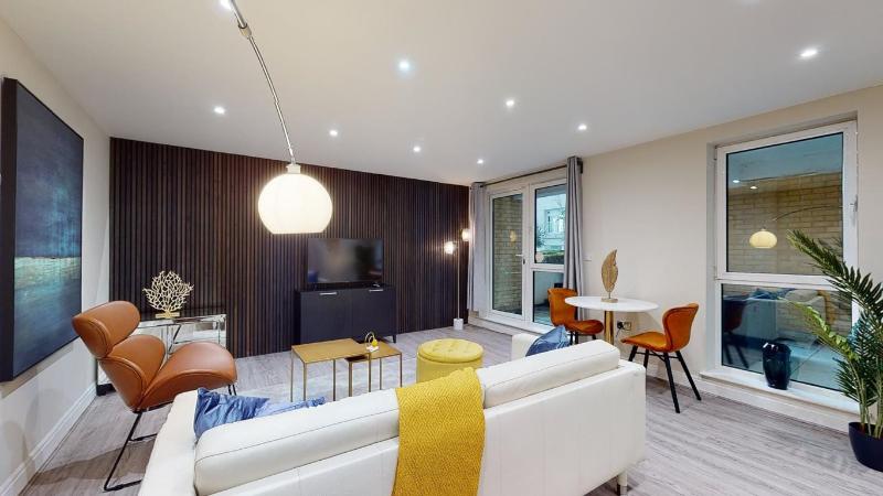 Otel Hybrid Resi - Battersea