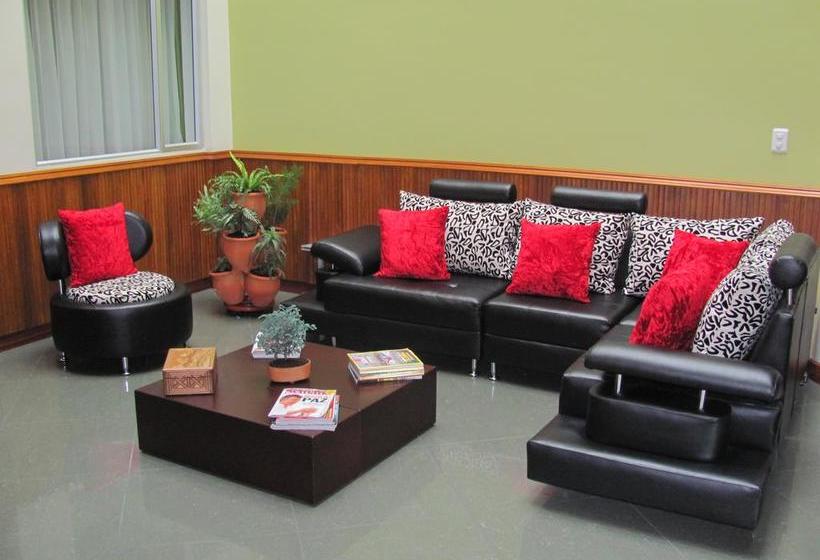 Apartahotel Vincent Suites