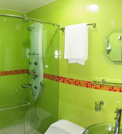 Apartahotel Vincent Suites