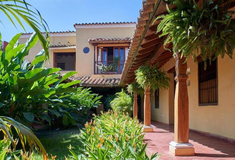 مبيت وإفطار La Casa Amarilla