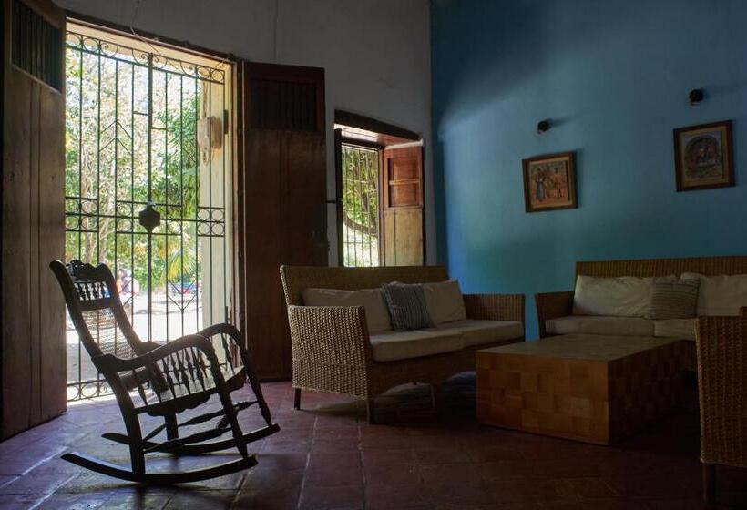 مبيت وإفطار La Casa Amarilla