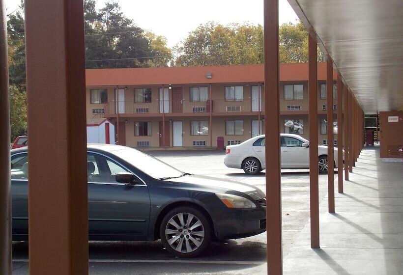 فندق Augusta Best Inn