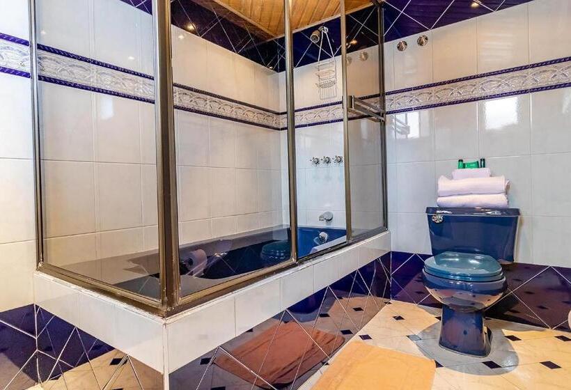 هتل Nabusimake Modelia