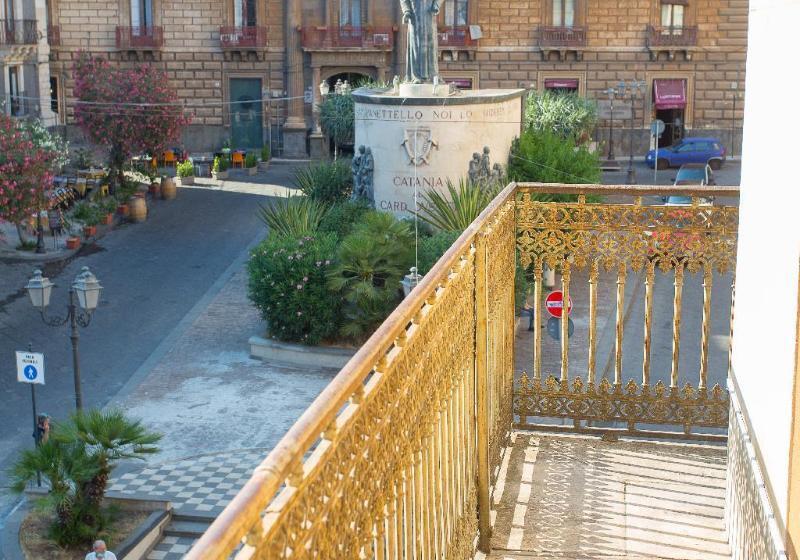 فندق B&b Palazzo Bruca