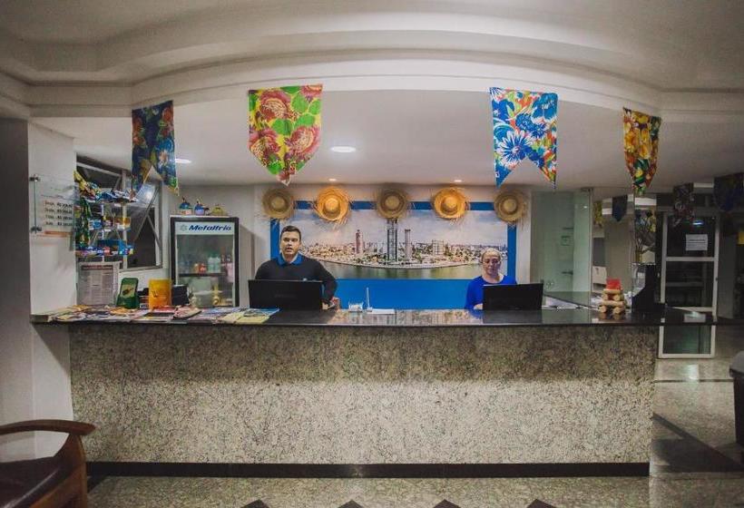 Hotelli Campina Plus