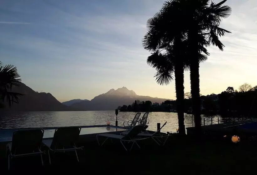 ホテル Central Am See
