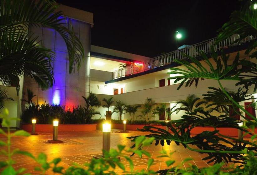 בית מלון כפרי Hacaritama Colonial