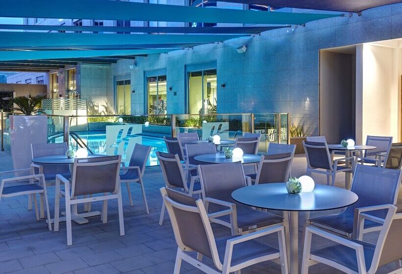 هتل Holiday Inn   Doha   The Business Park, An Ihg