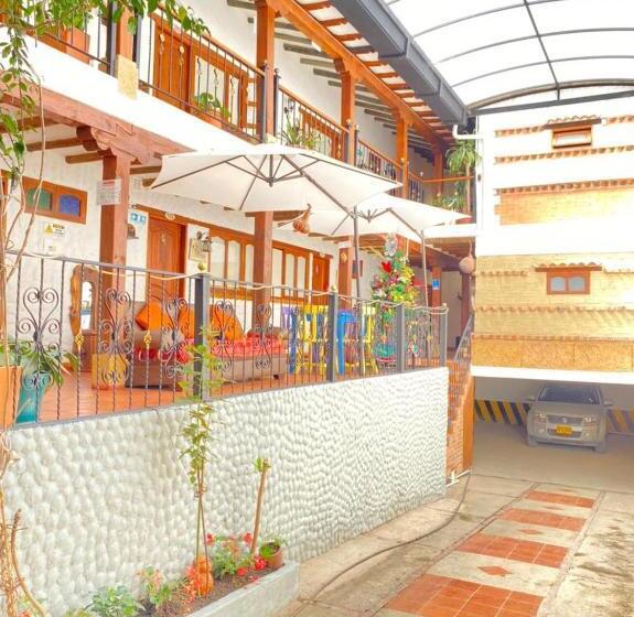 هتل Hospedería Villa Palva