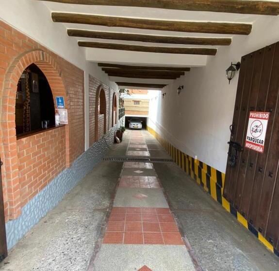 هتل Hospedería Villa Palva