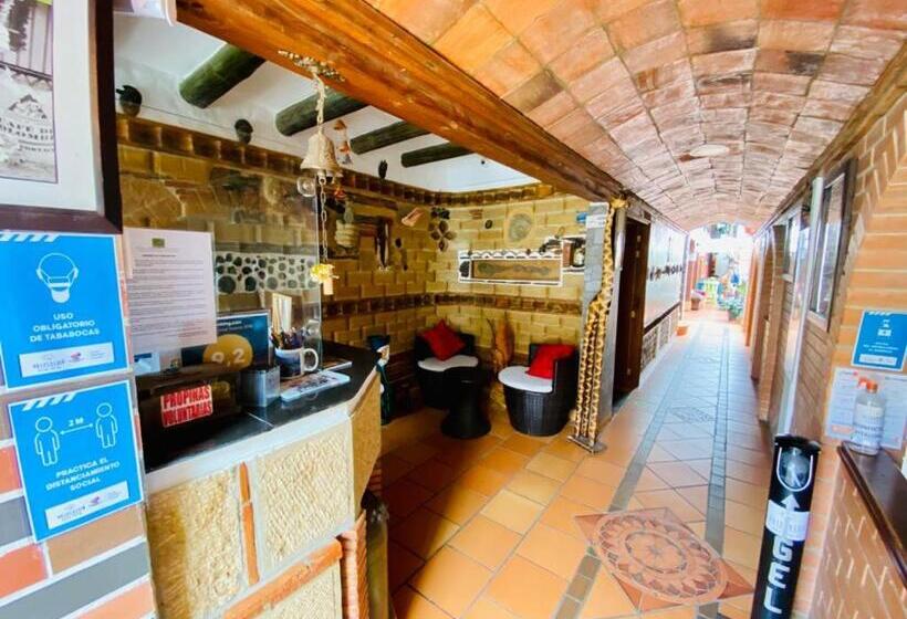 هتل Hospedería Villa Palva