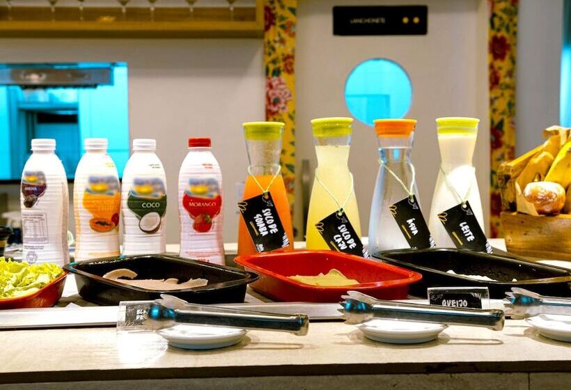 Отель Ibis Styles Alagoinhas