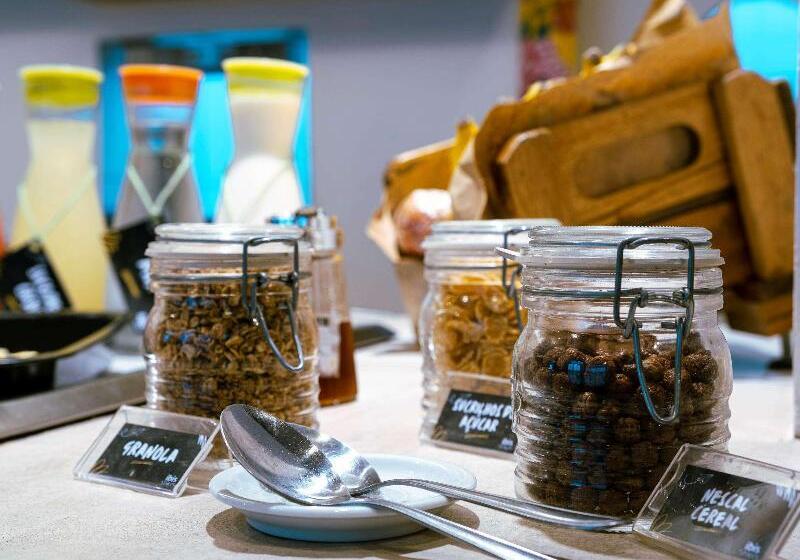 Отель Ibis Styles Alagoinhas