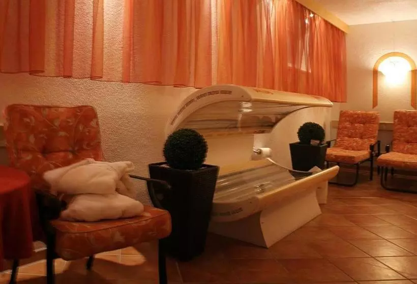 هتل Landhaus Grünberg