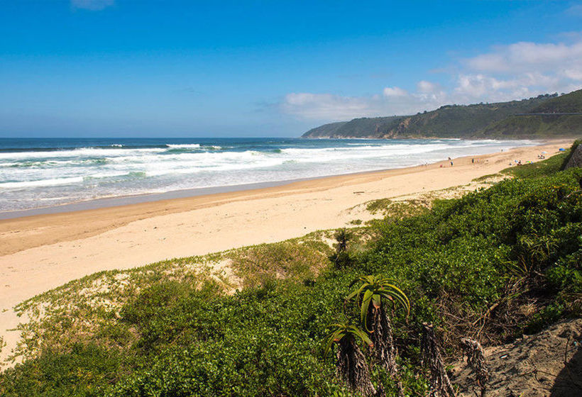 בית מלון כפרי On The Beach Guest House