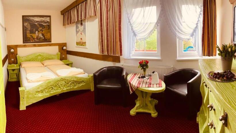 ホテル Pension Aja