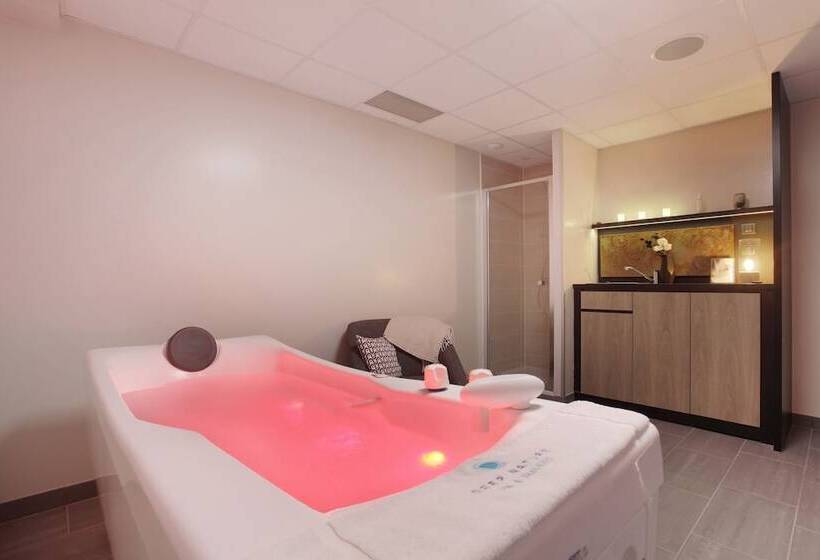 Отель Residence Prestige Odalys Mendi Alde