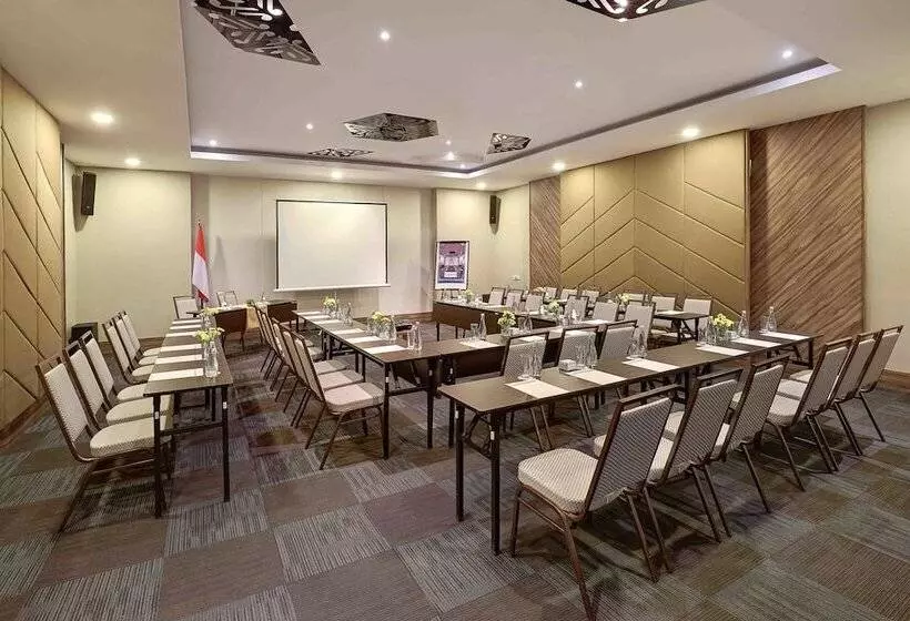 Hotelli Swissbelresort Pecatu