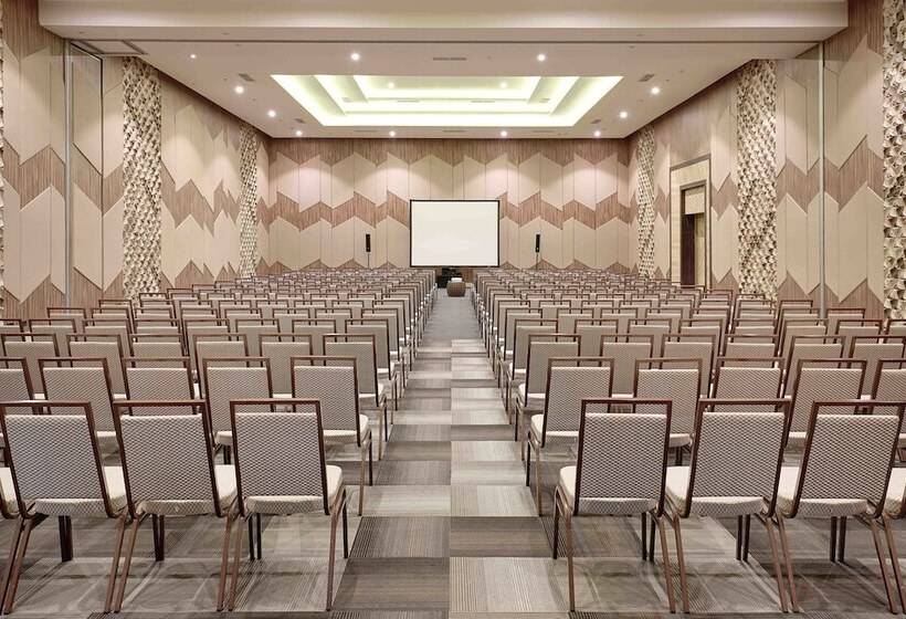 בית מלון כפרי Swissbelresort Pecatu