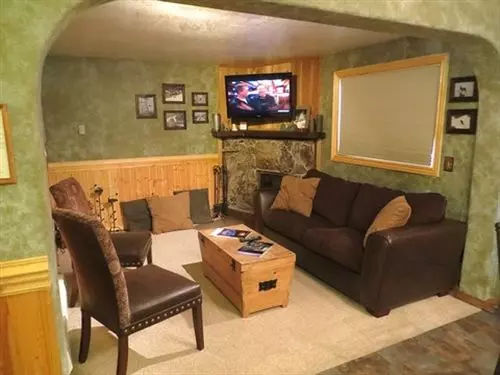 ホテル Three Seasons Condo