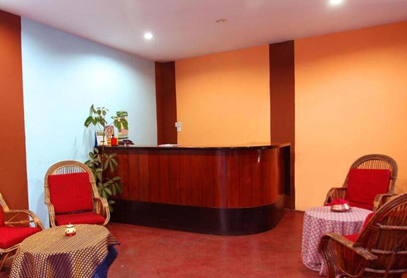 هتل Trekkers Lodge