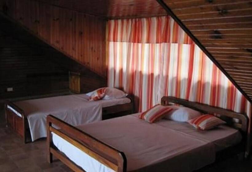 فندق Y Centro De Buceo Sirius