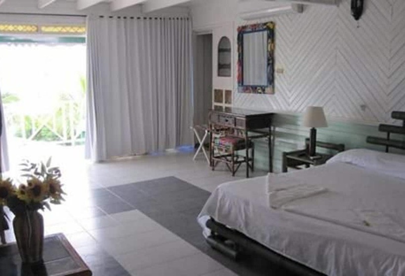 فندق Y Centro De Buceo Sirius