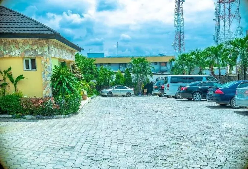 هتل Checkinn Signature Abuja