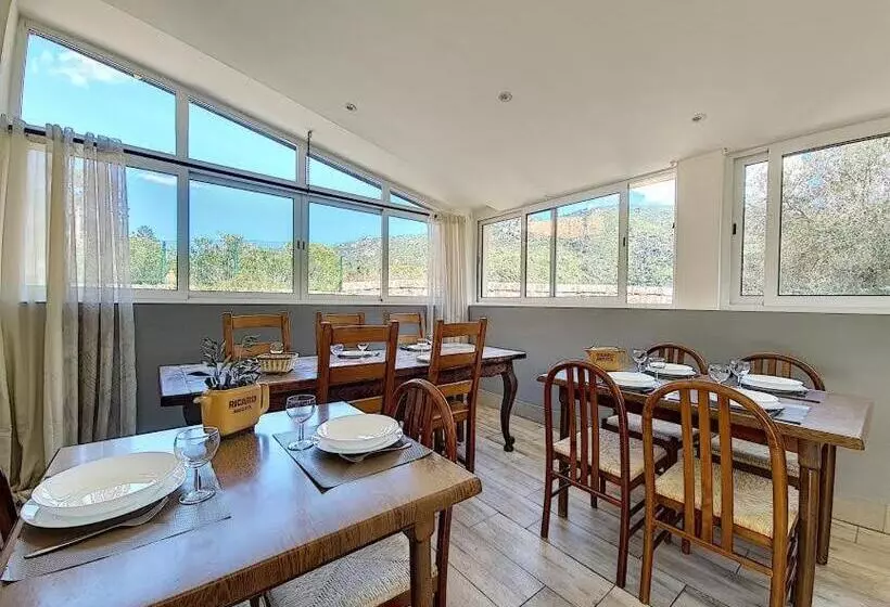 ベッドアンドブレックファースト A Guinguetta