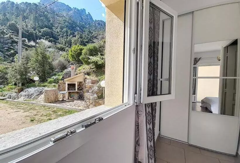 ベッドアンドブレックファースト A Guinguetta