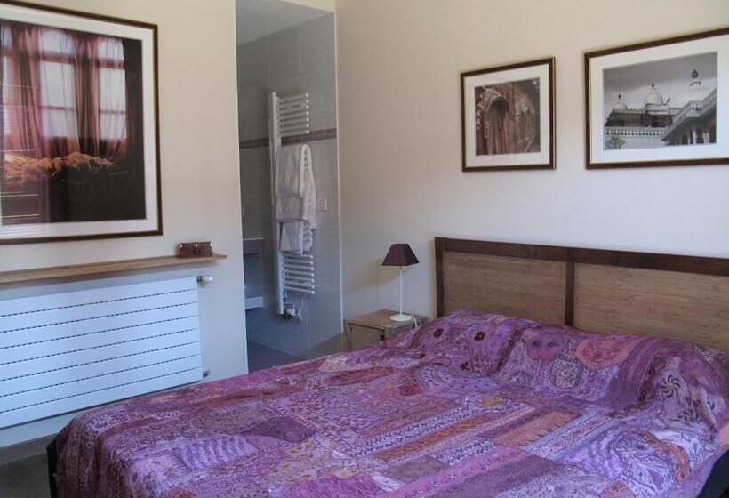 تختخواب و صبحانه Apitoki