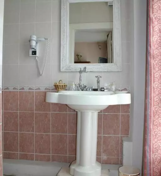 Aamiaismajoitus (B&B) Au Château Des Thermes