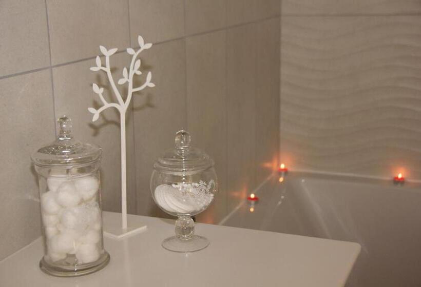 住宿加早餐  Au Coeur Des Hôtes