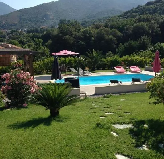تختخواب و صبحانه Casa Eva Maria