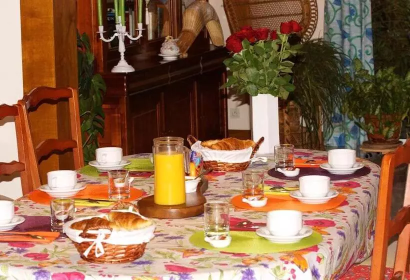 تختخواب و صبحانه Chambres D Hotes Garicoitz