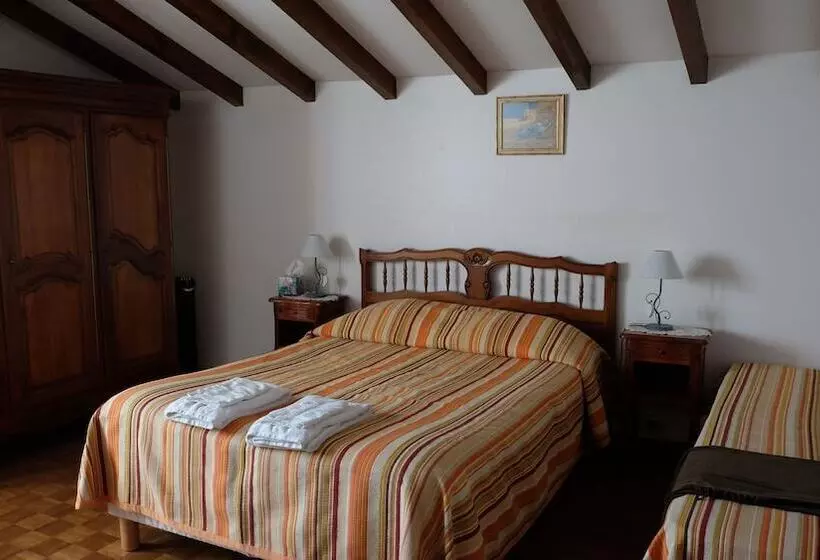 تختخواب و صبحانه Chambres D Hotes Garicoitz